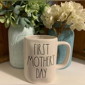 Rae Dunn “First Mother's Day”
Mug